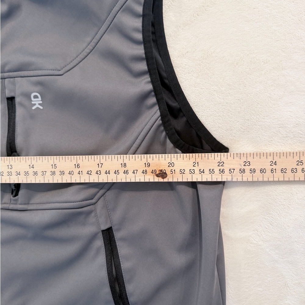 Little Donkey Andy Softshell Vest – Men’s XL – Gray Lightweight Zip-Up - Picture 4 of 7
